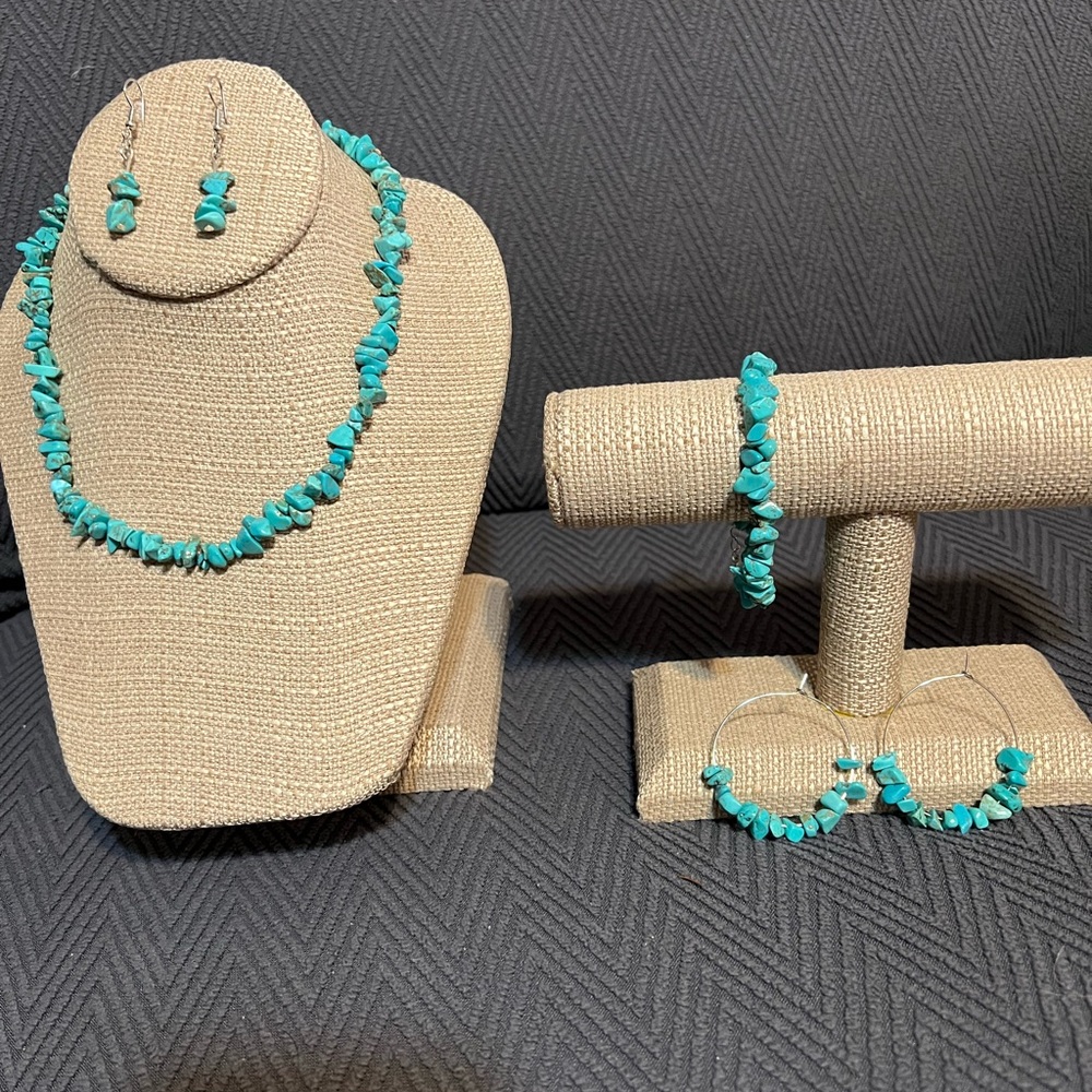 Natural Stone Necklace Set